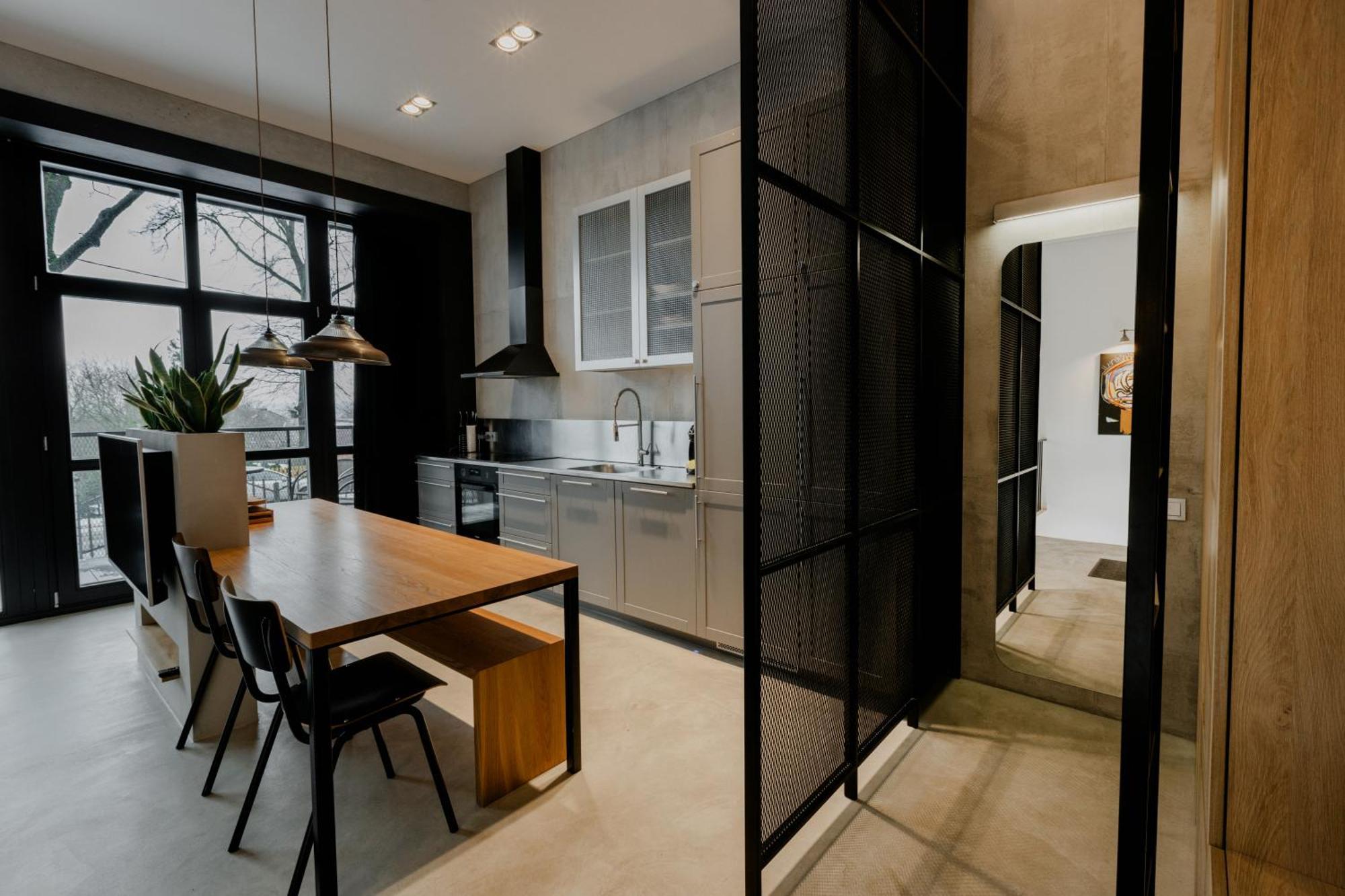 Modern And Spacious Loft Type Apartment 8 With Free Private Parking By "Owl Jazz Apartments" คอนัส ภายนอก รูปภาพ
